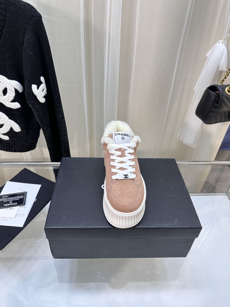 Ch**el sport shoes